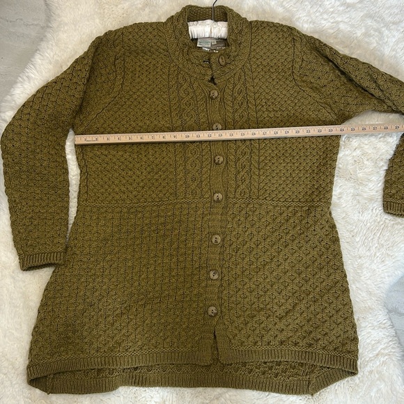 NWT Aran Crafts Ireland 100% Merino Wool Oversized Sweater Olive Green S… - Picture 8 of 9
